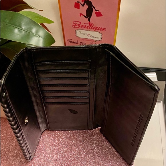 “ Armani Exchange “ Black Wallet - Picture 8 of 13